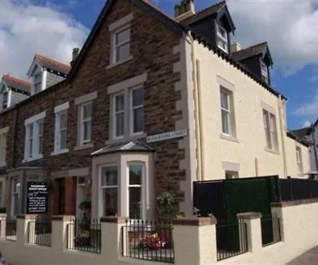 Salisbury 3*